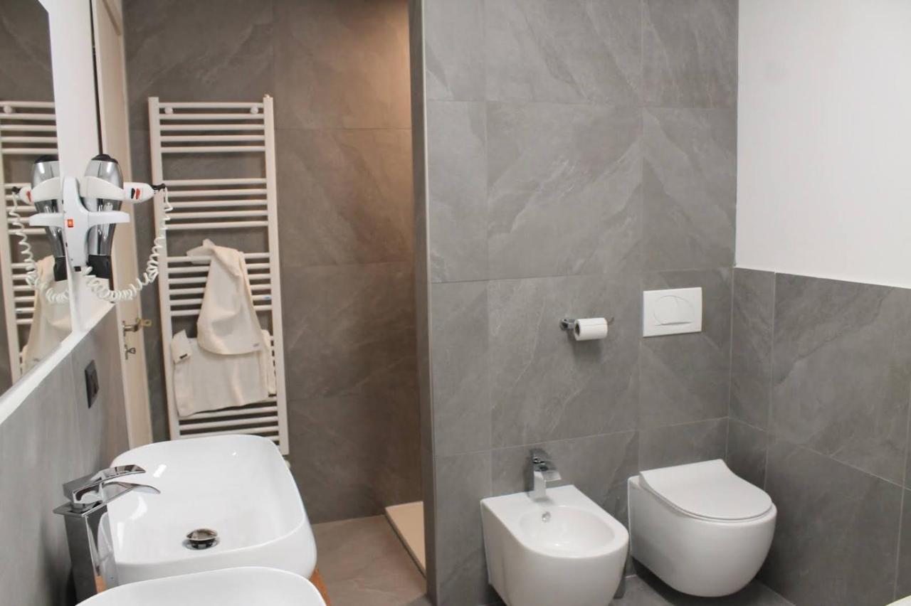 Carlone Hotel
