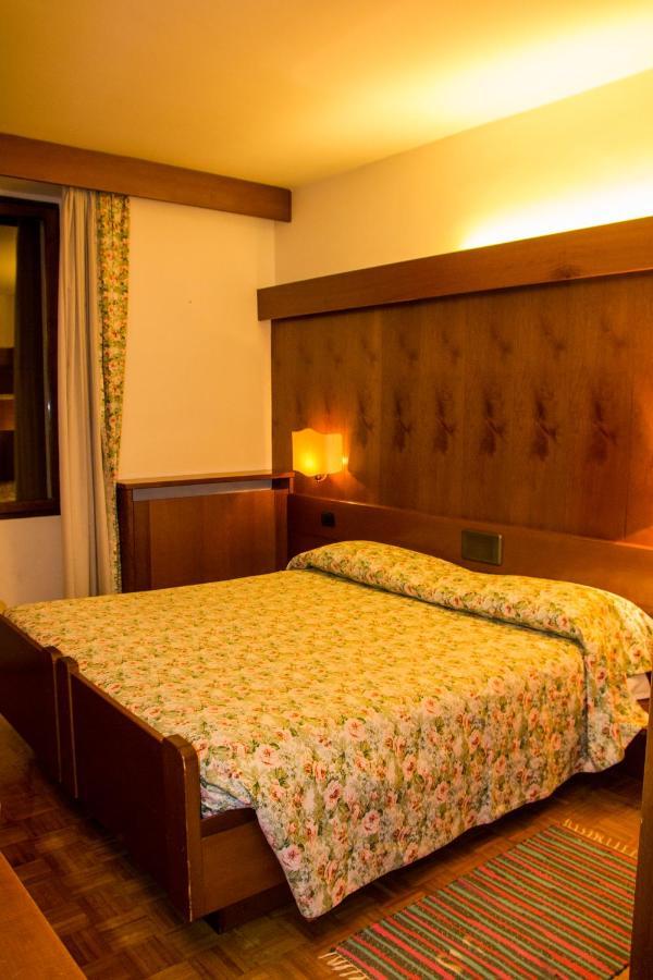 Carlone Hotel 3*