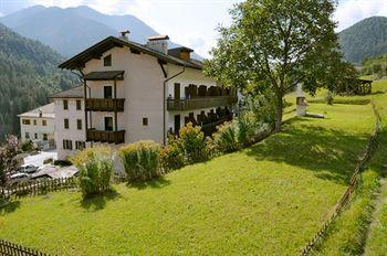 Hotel Carlone Breguzzo
